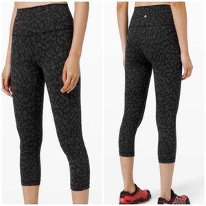 Lululemon Align Crop Formation Camo Deep Coal